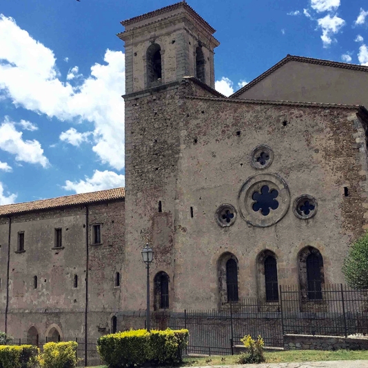 abbazia-Florense-di-San-Giovanni-in-Fiore_1000